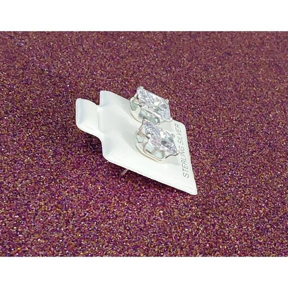 New Sterling Silver 3 Ct. Emerald Cut Sim Diamond Stud Earrings~.925 - Picture 2 of 3
